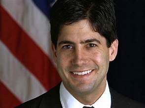 Portrait of Kevin Warsh